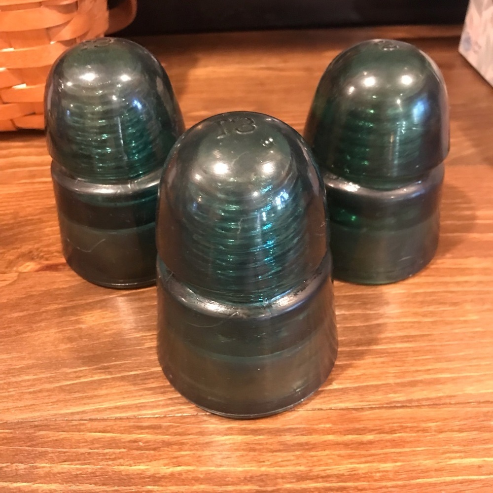 ▪️VINTAGE 1900’s Glass Beehive Insulators